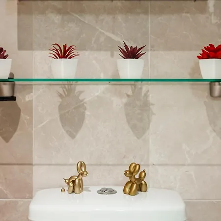 Apartment Welcome - Trafalgar Square London