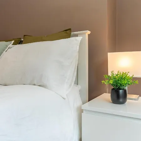 Location! 2 Bed/2bath - Pro Host Apartman *