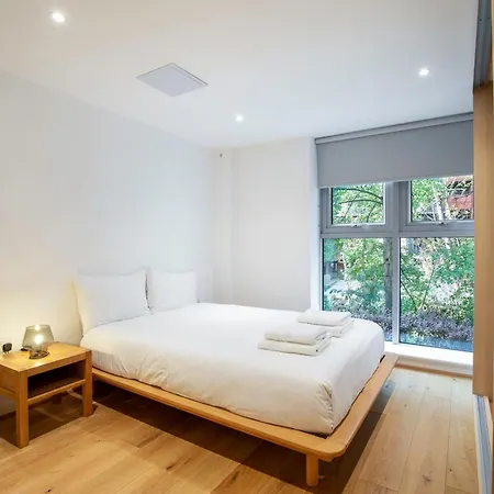 Appartement 2-bed 2-bath In Old Street *