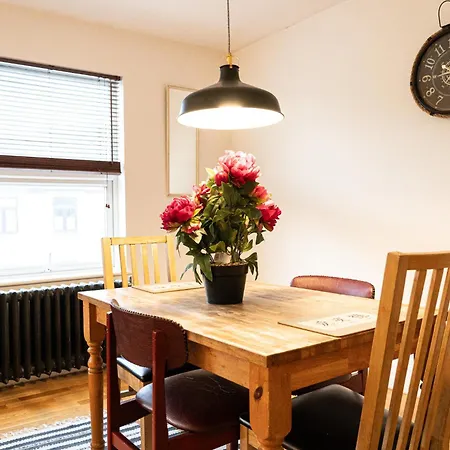 Spacious 2 Bedroom In Hackney * London