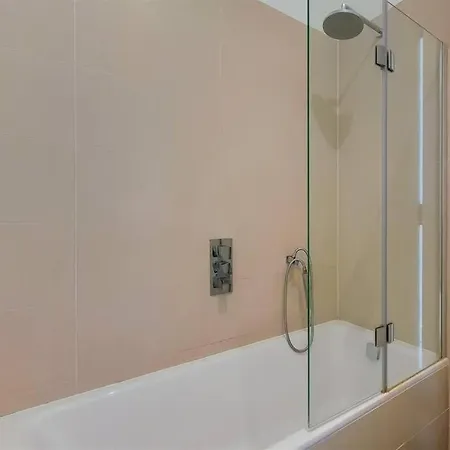 Bridgeman Road In King's Cross Apartment *