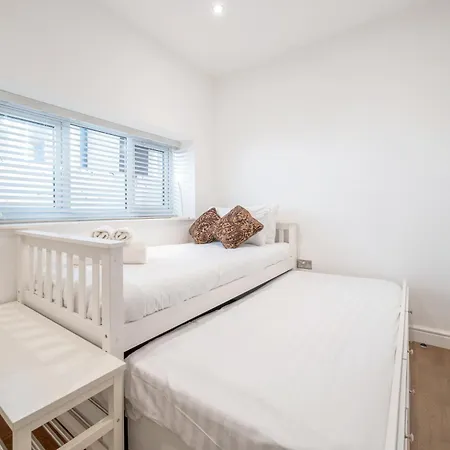 Maida Vale Gem By Little Venice With Stunning Garden * Londres