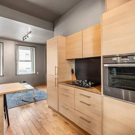 Spacious On Chapel Market *