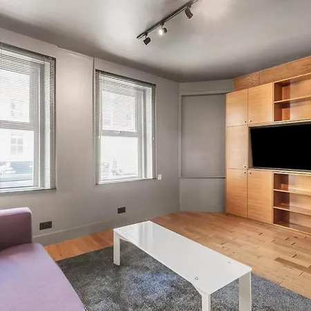 Holiday home Spacious On Chapel Market
