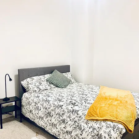 Cosy 2 Bedroom In Swiss Cottage. Apartment *
