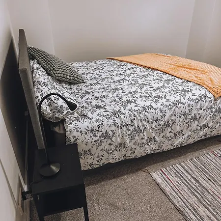 Cosy 2 Bedroom In Swiss Cottage. Apartment London