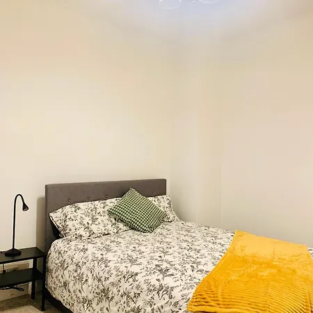 Cosy 2 Bedroom In Swiss Cottage.