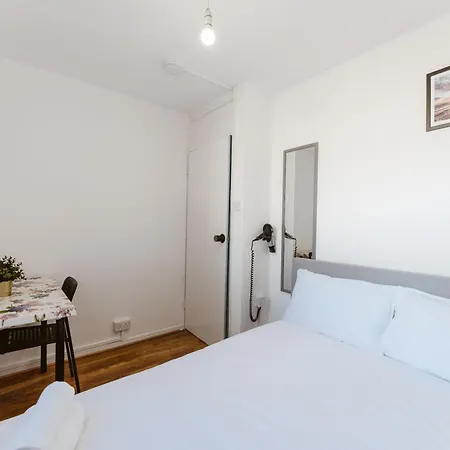Shadwell Double - 13 * London