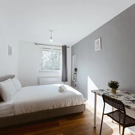 Shadwell Double - 13 Guest house London