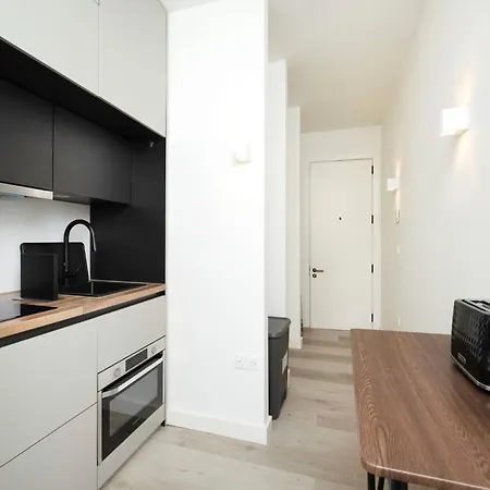 Apartment Modern Living At Antigallican In *