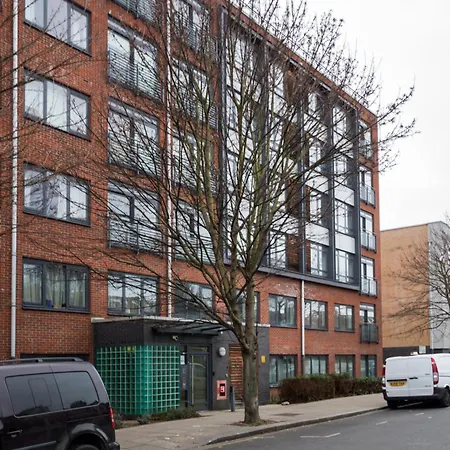 Splendid 2 Bdr With Panoramic View, Acton Apartment