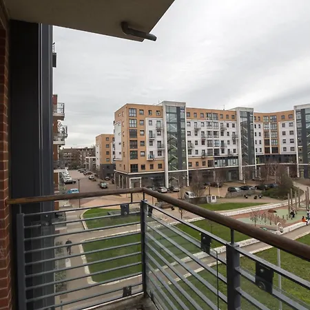 Splendid 2 Bdr With Panoramic View, Acton London