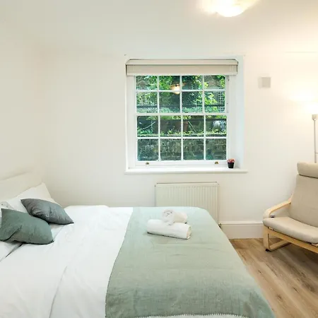 Cozy 1 Bedroom At Notting Hill
