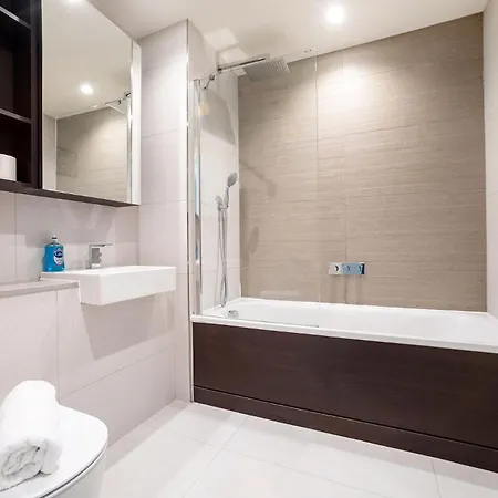 Modern, Stylish, Canalside Penthouse Next To Wembley Stadium!