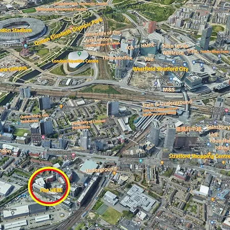 Aparthotel Deluxe Entire With 2x Bedrooms, 2x Bathrooms And A Big Living In The Olympic Park And Westfield At Stratford *