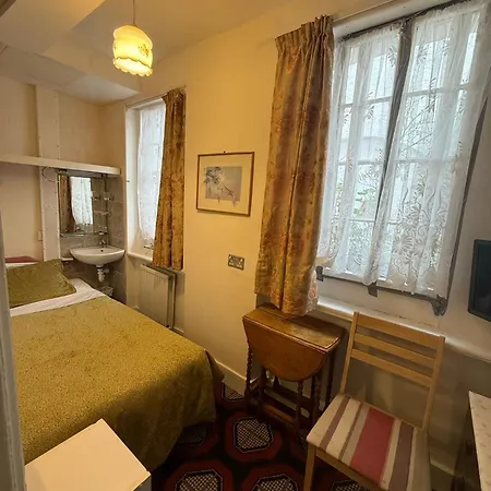 Europa House Hotel, Paddington 2*
