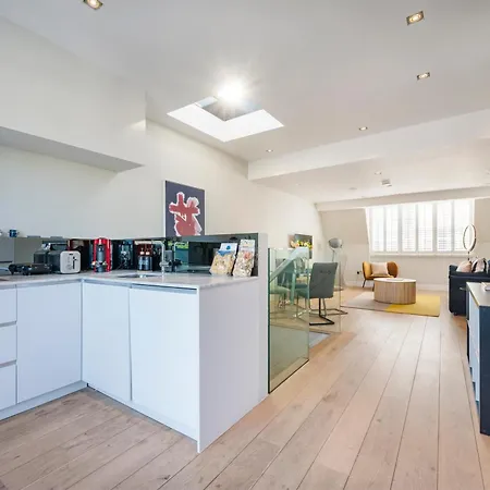 Arcore Premium Bloomsbury Apartment