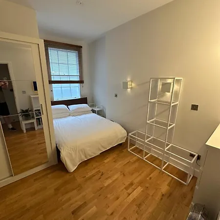 Double Bedroom With Private En-suite