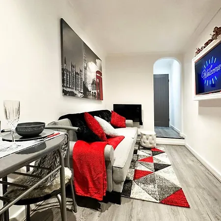 Boutique Backyard - Brimsdown