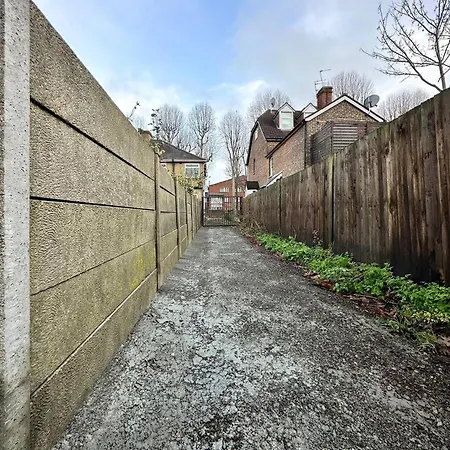 Holiday home Boutique Backyard - Brimsdown