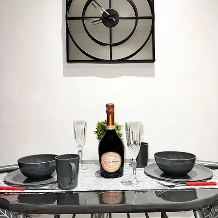 Boutique Backyard - Brimsdown Holiday home Enfield