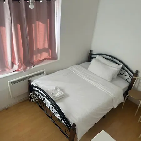 Homestay Tran Uk London