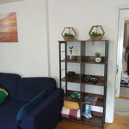 Apartment Freshair Breathe Gathering Partying Are Not Allowed Pls