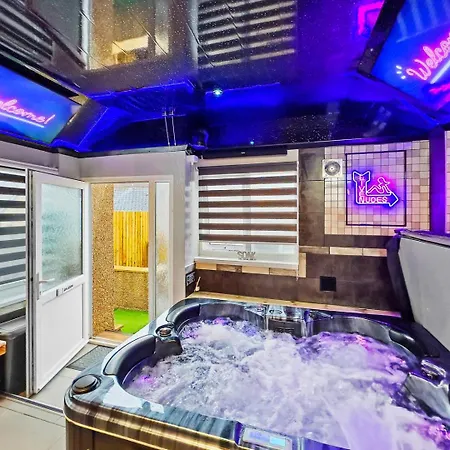Special Spa-partment Whot Tub,sauna,lounge-maerdy *