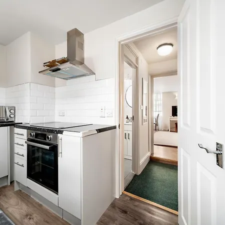 Fitzrovia Modern Apartment *