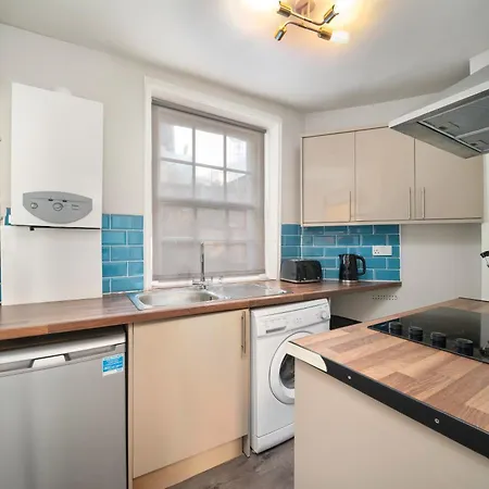 Fitzrovia Modern Apartment *