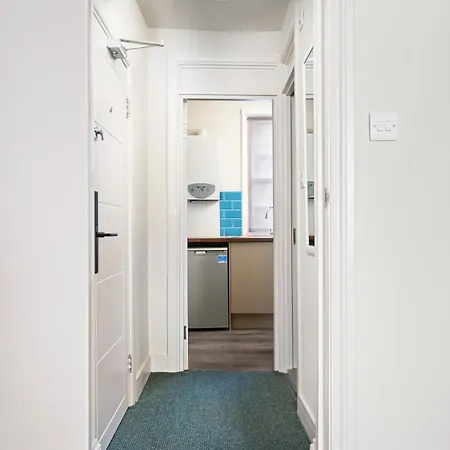 Fitzrovia Modern Apartment *