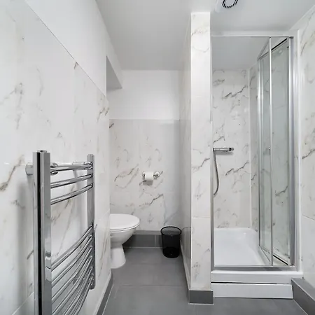 Fitzrovia Modern Apartment London