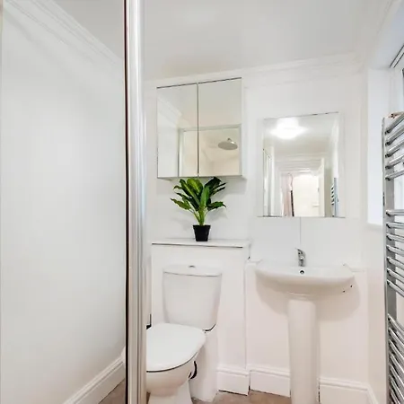 Apartment Hyde Park Modern London