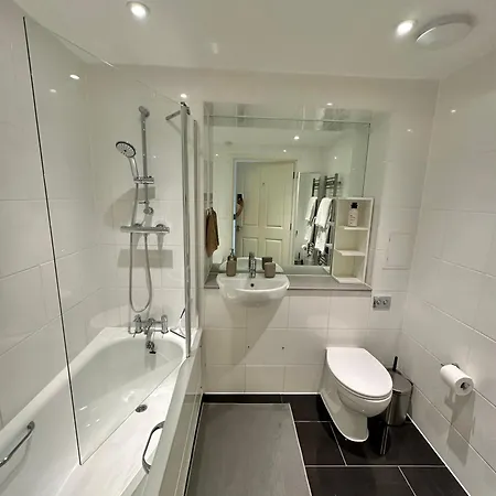 Apartment Lovely 2-bed In