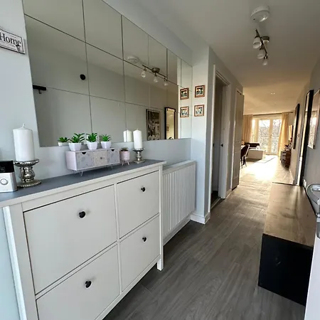 Lovely 2-bed In Apartment London