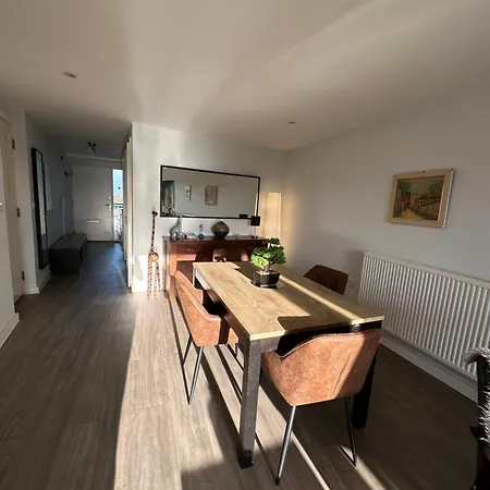 Lovely 2-bed In