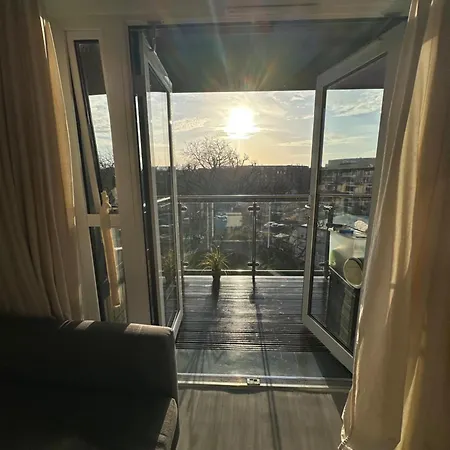 Lovely 2-bed In