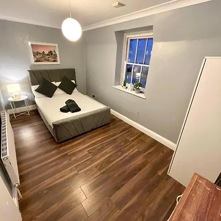 Cozy Corner Retreat Apartment