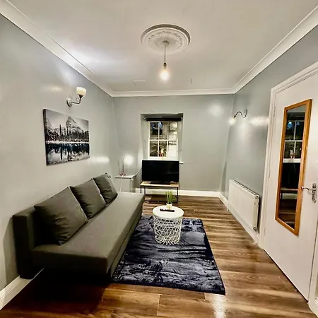 Cozy Corner Retreat *