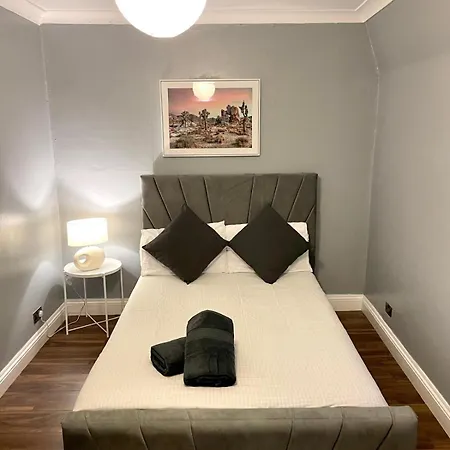 Apartment Cozy Corner Retreat London