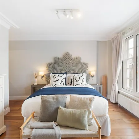 Malvern Court Apartment London