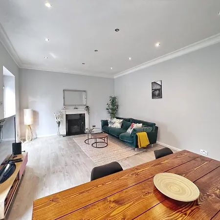 Exquisite 2beds, 2baths In Charming Camden Area - Belsize Park Apartment London