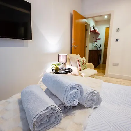 Lux To Eye Guest house