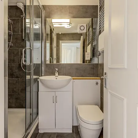 Covent Garden 1br Flat With Balcony Apartment London