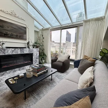 Penthouse With Garden In Chealsea * London