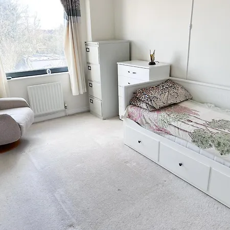 Modern Flat In North London Close To Tube * Harrow