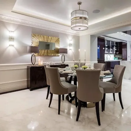 Exquisite 5br With Outdoor Terrace, Mayfair