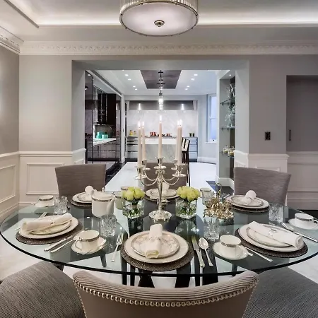 Apartment Exquisite 5br With Outdoor Terrace, Mayfair London