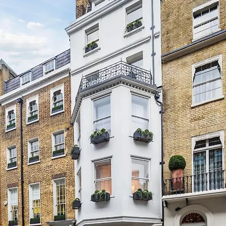 Apartment Exquisite 5br With Outdoor Terrace, Mayfair London