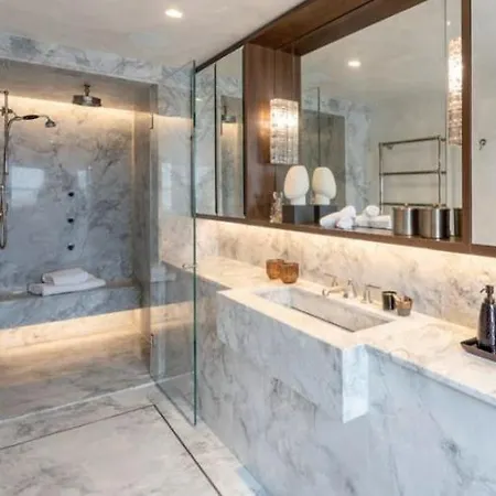 Exquisite 5br With Outdoor Terrace, Mayfair London